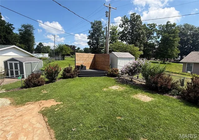 Homes for sale in Hannibal, MO | 4 Paulina Dr, Hannibal, MO 63401 | MLS# MIS26044693
