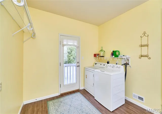 Photo 3 of Single family home for sale at 70 Countryside Ests Dr, Troy, MO 63379 | MLS# MIS26044721 | Listing updated on 2026-10-08