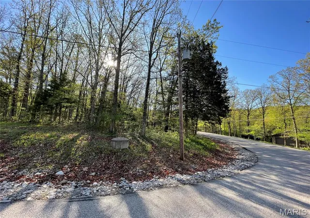 1st image of 309 Lakewood Dr, Sainte Genevieve, MO 63670 | MLS# MIS26044728