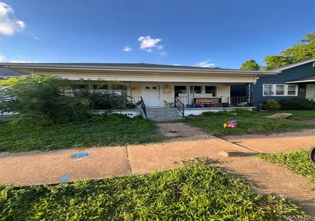 Photo 1 of Single family home for sale at 6405 Hoffman Ave, Saint Louis, MO 63139 | MLS# MIS26044740 | Listing updated on 2026-09-08