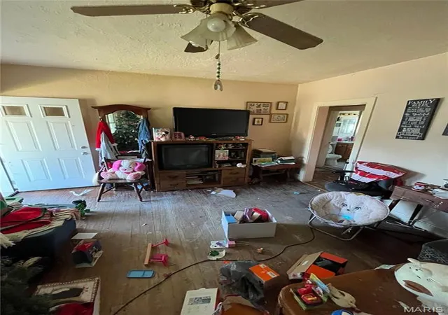 Photo 3 of Single family home for sale at 6405 Hoffman Ave, Saint Louis, MO 63139 | MLS# MIS26044740 | Listing updated on 2026-09-08