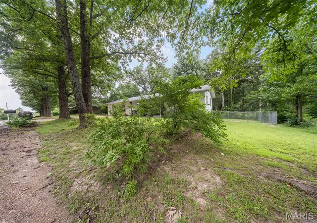 29th image of 435 Forest Ln, Saint James, MO 65559 | MLS# MIS26044741