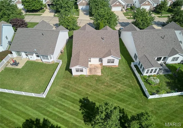 Photo 3 of Sale Pending at 556 Boulder River Dr, O Fallon, MO 63368 | MLS# MIS26044756 | Listing updated on 2026-08-31