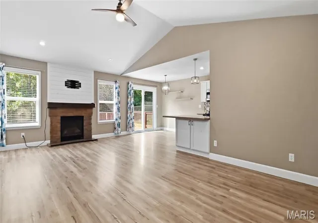 Photo 3 of Single family home for sale at 129 Kale Ct, Saint Robert, MO 65584 | MLS# MIS26044759 | Listing updated on 2026-09-02