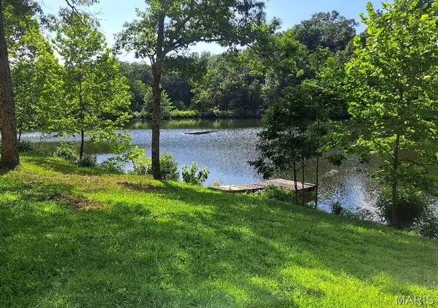 Photo 4 of Sale Pending at 331 Scovill Lake Rd, Robertsville, MO 63072 | MLS# MIS26044785 | Listing updated on 2026-09-08