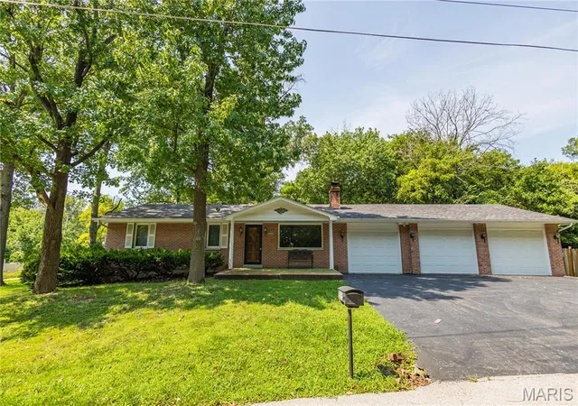 1st image of 2035 Valmont Dr, Arnold, MO 63010 | MLS# MIS26044786
