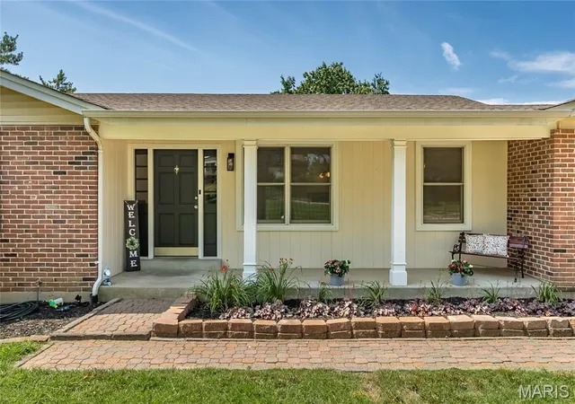 45th image of 12112 Greenwalk Dr, Saint Louis, MO 63146 | MLS# MIS26044793