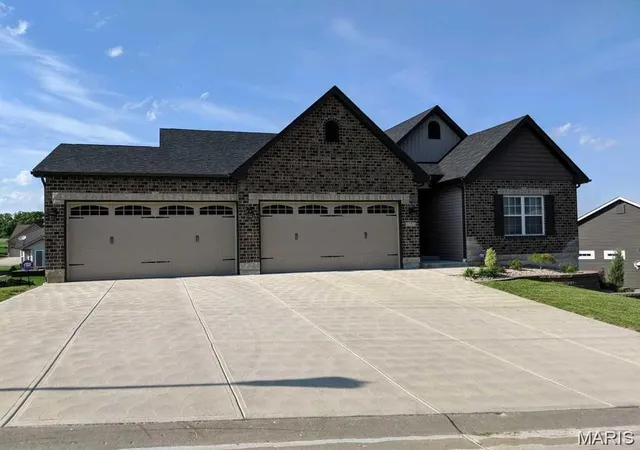 1st image of 9840 Ridgecrest Dr, Hillsboro, MO 63050 | MLS# MIS26044799