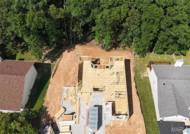 2nd image of 9840 Ridgecrest Dr, Hillsboro, MO 63050 | MLS# MIS26044799