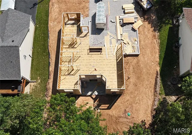 3rd image of 9840 Ridgecrest Dr, Hillsboro, MO 63050 | MLS# MIS26044799