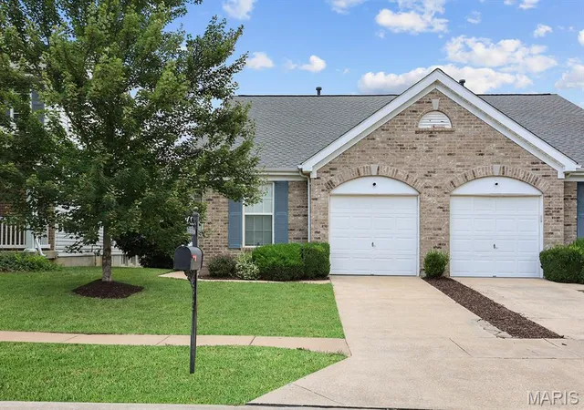 Photo 2 of Sale Pending at 52 Jost Villa Dr, Florissant, MO 63034 | MLS# MIS26044805 | Listing updated on 2026-07-22