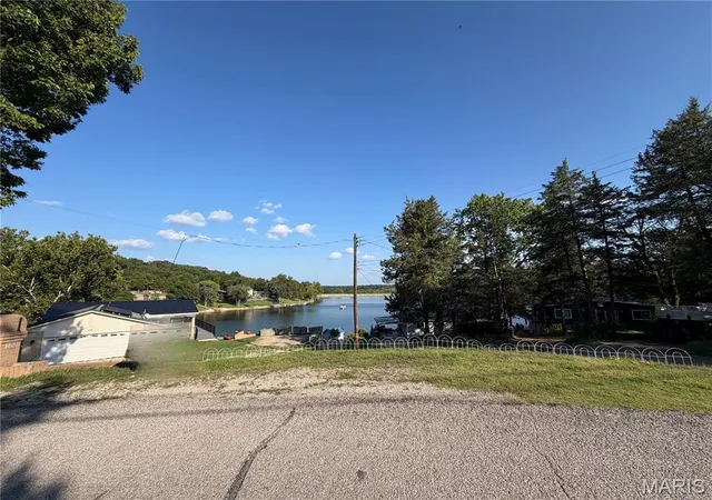 Homes for sale in Hillsboro, MO | 0 N Lake Dr, Hillsboro, MO 63050 | MLS# MIS26044812