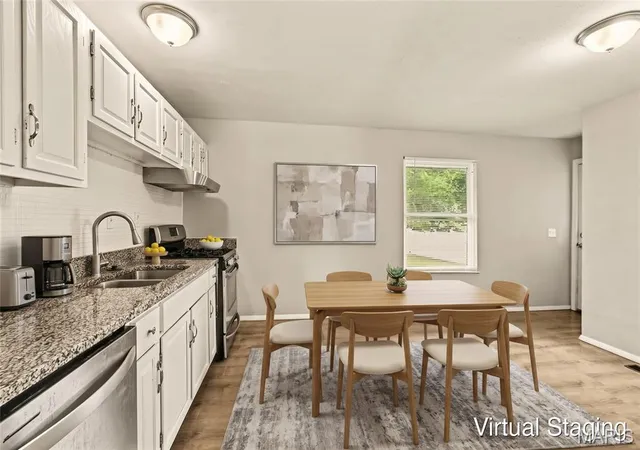 Photo 3 of Single family home for sale at 1536 Coachway Ln, Hazelwood, MO 63042 | MLS# MIS26044825 | Listing updated on 2026-10-09