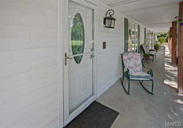 Homes for sale in Bethalto, IL | 4837 Rocky Branch Rd, Bethalto, IL 62010 | MLS# MIS26044848