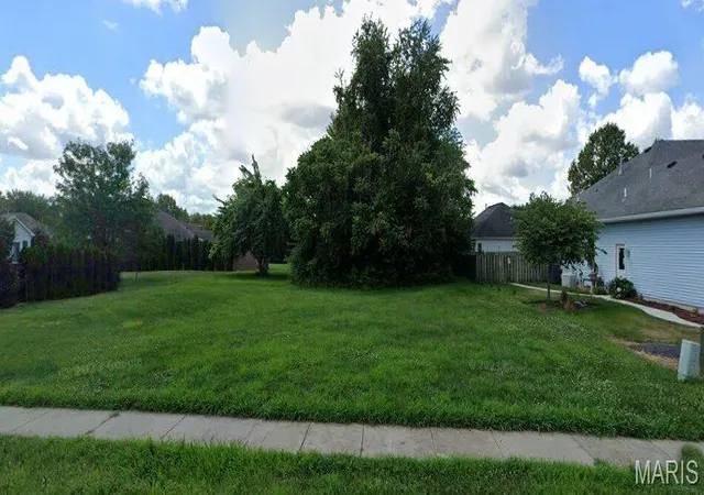 Photo 1 of Land for sale at 2304 Waterbury Pond Ct, Springfield, IL 62712 | MLS# MIS26044860 | Listing updated on 2026-08-11