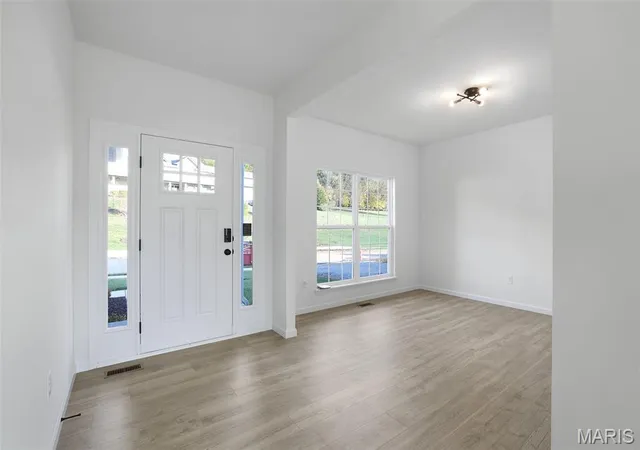 2nd image of 721 Grindstone Dr, Wentzville, MO 63385 | MLS# MIS26044865