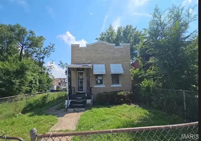 Homes for sale in Saint Louis, MO | 4810 Northland Ave, Saint Louis, MO 63113 | MLS# MIS26044879