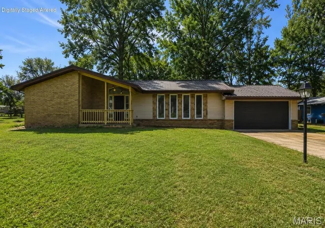 2nd image of 908 M  10th St, Mountain Grove, MO 65711 | MLS# MIS26044880