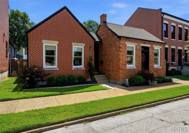 2nd image of 3316 Lemp Ave, St Louis, MO 63118 | MLS# MIS26044882