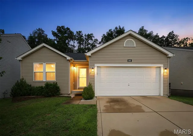 Homes for sale in Herculaneum, MO | 1242 Oakholt Ct, Herculaneum, MO 63048 | MLS# MIS26044883