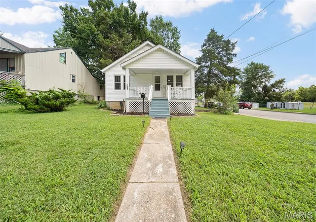 1st image of 207 S Olive St, Rolla, MO 65401 | MLS# MIS26044887
