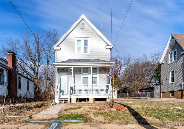 Homes for sale in Jennings, MO | 2017 Switzer Ave, Jennings, MO 63136 | MLS# MIS26044892