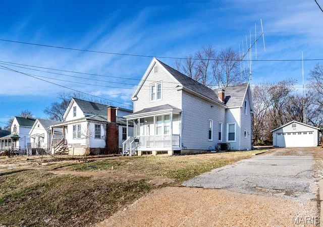 Homes for sale in Jennings, MO | 2017 Switzer Ave, Jennings, MO 63136 | MLS# MIS26044892