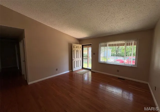 5th image of 34 Orchard Hills Dr, St Peters, MO 63376 | MLS# MIS26044896