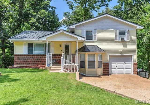 2nd image of 5181 Jimmy Dr, Arnold, MO 63010 | MLS# MIS26044913