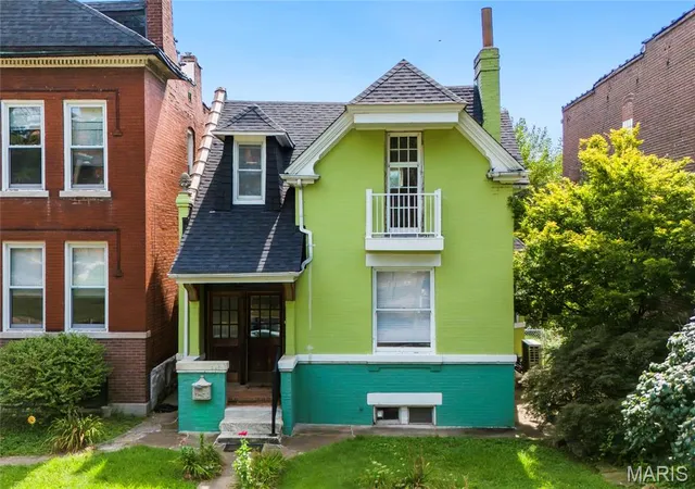 Photo 1 of Sale Pending at 3418 Grace Ave, Saint Louis, MO 63116 | MLS# MIS26044928 | Listing updated on 2026-10-06