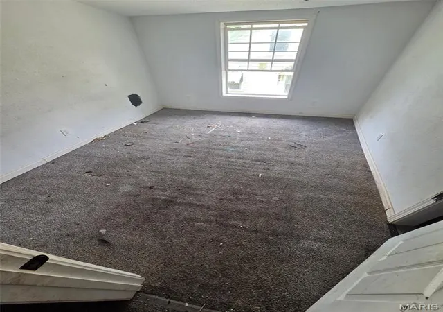Photo 3 of Sale Pending at 518 S Benton St, Cape Girardeau, MO 63703 | MLS# MIS26044931 | Listing updated on 2026-08-12