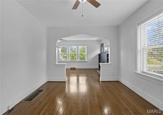 Photo 4 of Single family home for sale at 1272 Pennsylvania Ave, Saint Louis, MO 63130 | MLS# MIS26044936 | Listing updated on 2026-08-11
