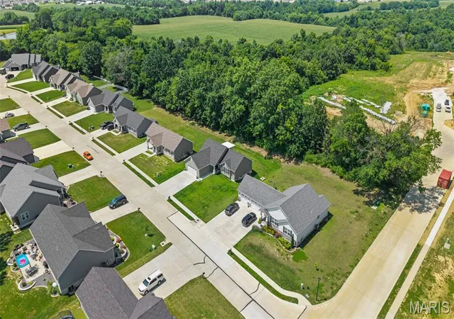 24th image of 405 Rail Ridge Dr, Troy, MO 63379 | MLS# MIS26044961