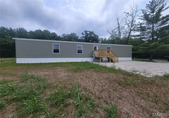 Homes for sale in Moscow Mills, MO | 755 S Chantilly Rd, Moscow Mills, MO 63362 | MLS# MIS26044965