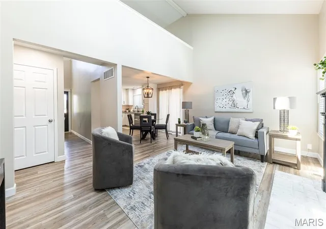 5th image of 15 Barrington Dr, St Peters, MO 63376 | MLS# MIS26044967