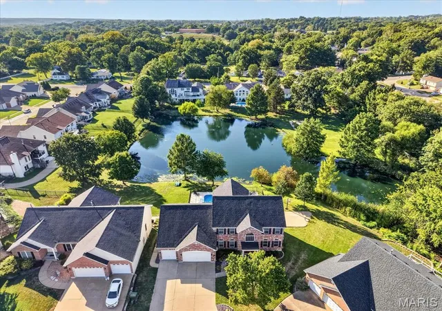 Photo 2 of Sale Pending at 4551 Kerth Forest Dr, Saint Louis, MO 63128 | MLS# MIS26045018 | Listing updated on 2026-09-20