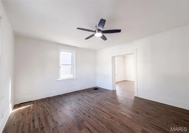 4th image of 415 N 4Th St, Saint Charles, MO 63301 | MLS# MIS26045035