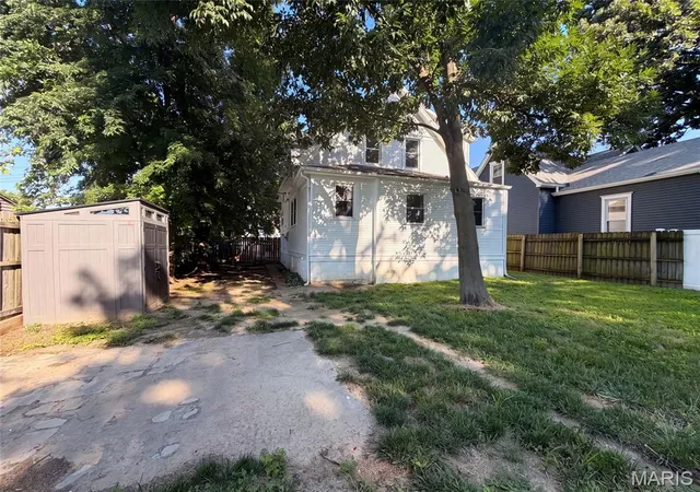 5th image of 415 N 4Th St, Saint Charles, MO 63301 | MLS# MIS26045035