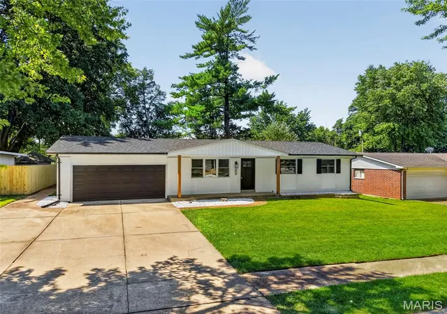 2nd image of 11214 Terry Ave, Bridgeton, MO 63044 | MLS# MIS26045046