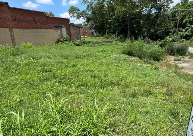 1st image of 110 W Main St, Park Hills, MO 63601 | MLS# MIS26045083