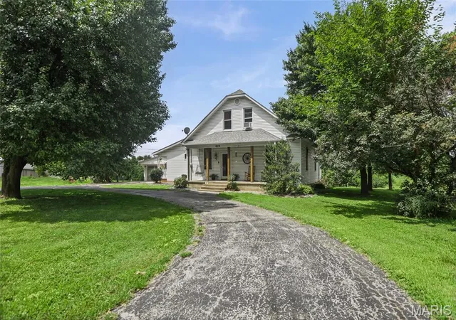 1st image of 419 Old Rock Rd, Granite City, IL 62040 | MLS# MIS26045086