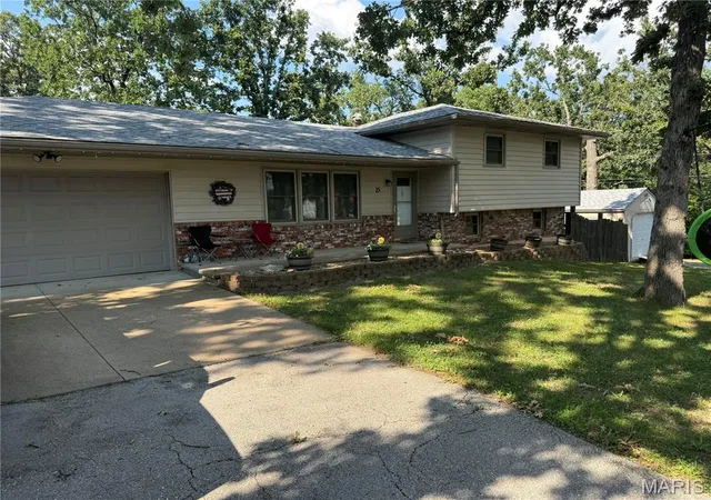 Homes for sale in Waynesville, MO | 25 Kirthwood Dr, Waynesville, MO 65583 | MLS# MIS26045105