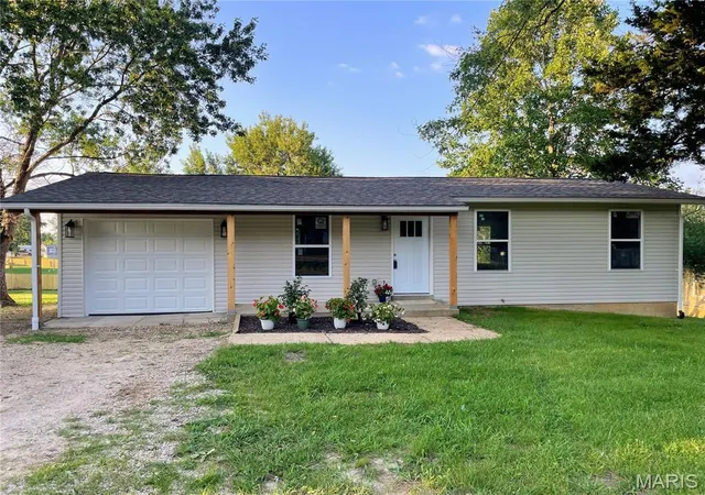 image of 1671 Elmont Rd, Sullivan, MO 63080 | MLS# MIS26045115