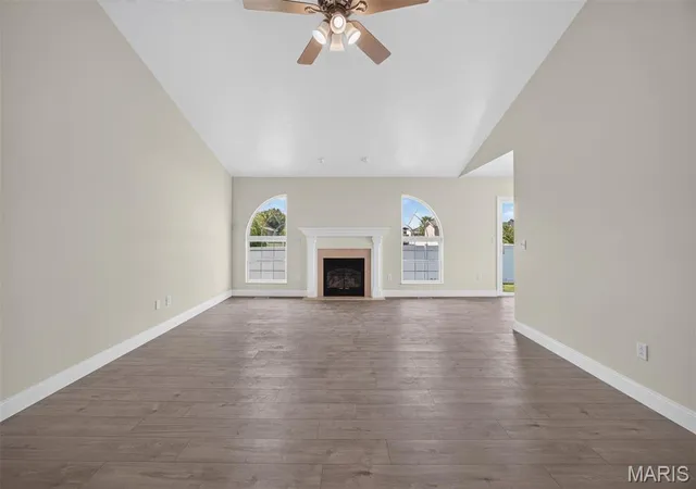 Photo 4 of Single family home for sale at 70 Bridgewater Ln, Highland, IL 62249 | MLS# MIS26045122 | Listing updated on 2026-08-31