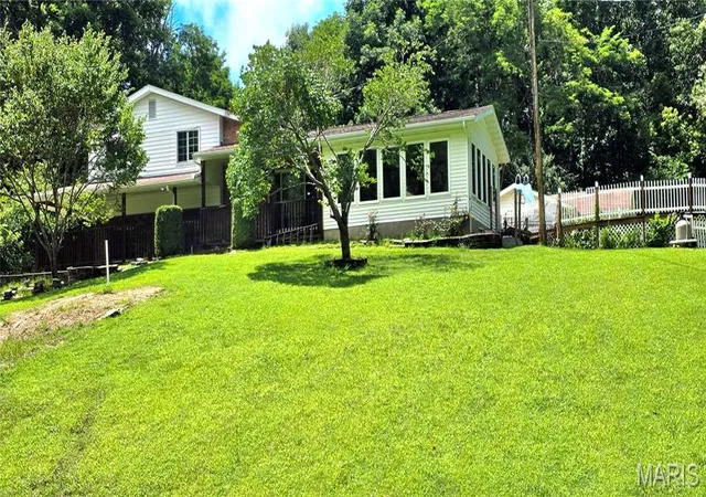 Homes for sale in Chester, IL | 601 Erskine St, Chester, IL 62233 | MLS# MIS26045140