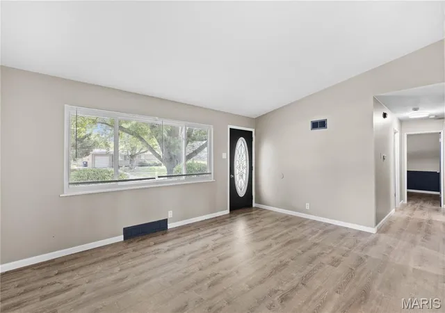 Photo 3 of Single family home for sale at 2025 Thunderbird Ave, Florissant, MO 63033 | MLS# MIS26045142 | Listing updated on 2026-09-23