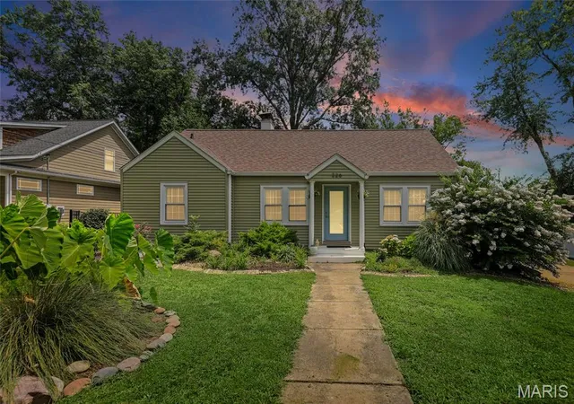 Photo 2 of Single family home for sale at 226 Circle Dr, Edwardsville, IL 62025 | MLS# MIS26045154 | Listing updated on 2026-09-05