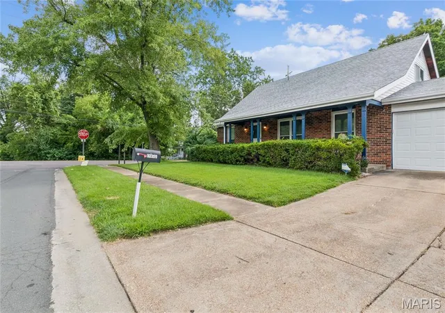 2nd image of 12354 Wensley Rd, Black Jack, MO 63033 | MLS# MIS26045172