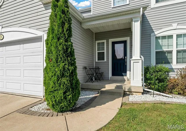 Photo 4 of Single family home for sale at 225 Thorn Brook Dr, O Fallon, MO 63366 | MLS# MIS26045179 | Listing updated on 2026-09-14