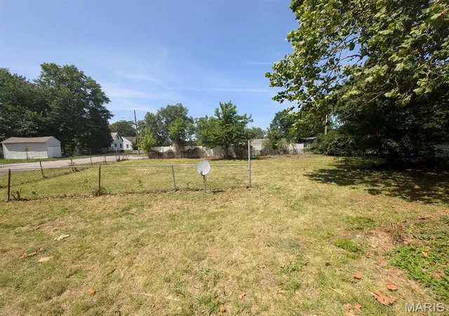 Photo 17 of Single family home for sale at 612 S 6th St, Belleville, IL 62220 | MLS# MIS26045180 | Listing updated on 2026-09-08